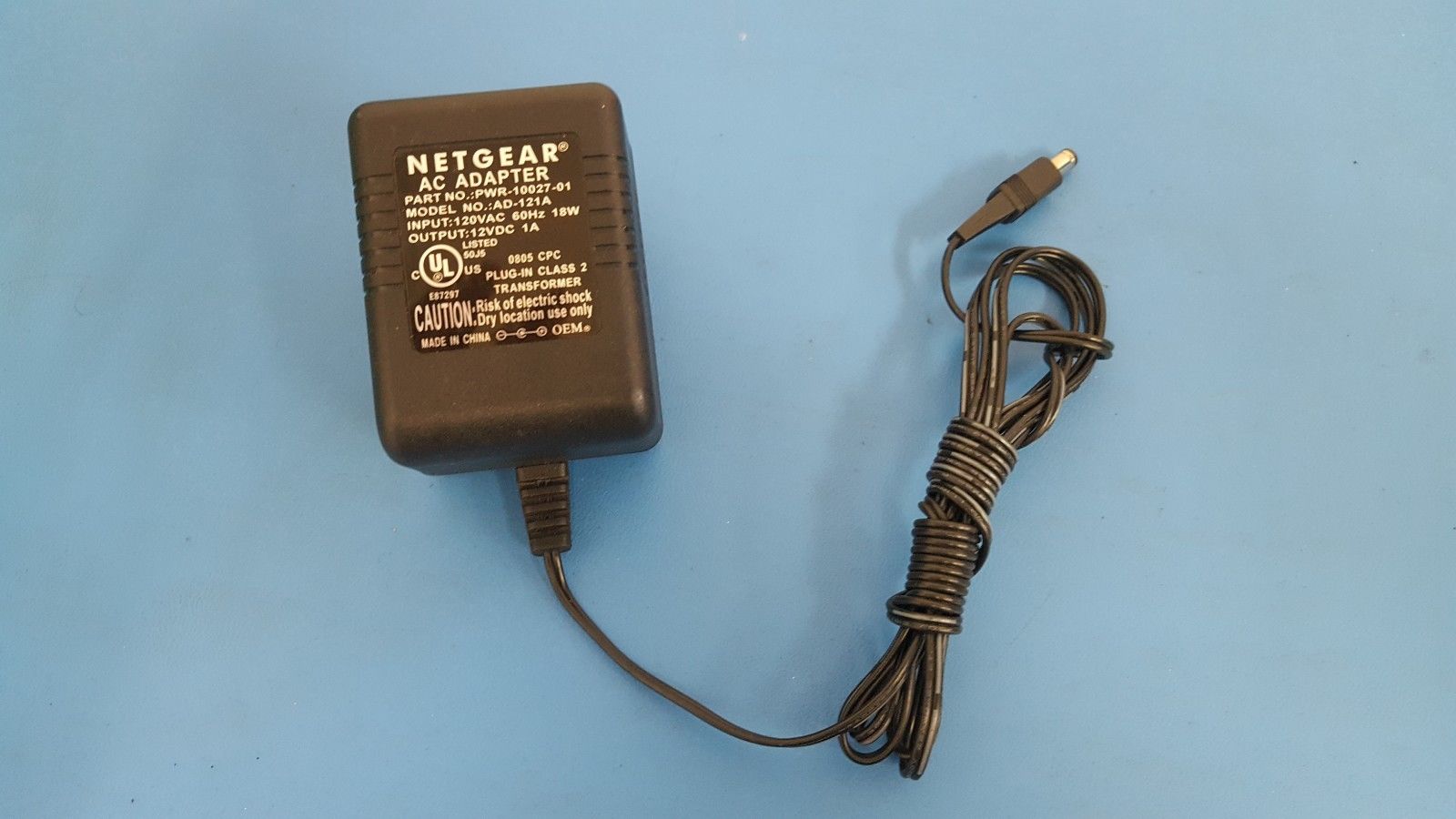 NEW NETGEAR PWR-10027-01 AD-121A1 12VDC 1A AC ADAPTER power supply